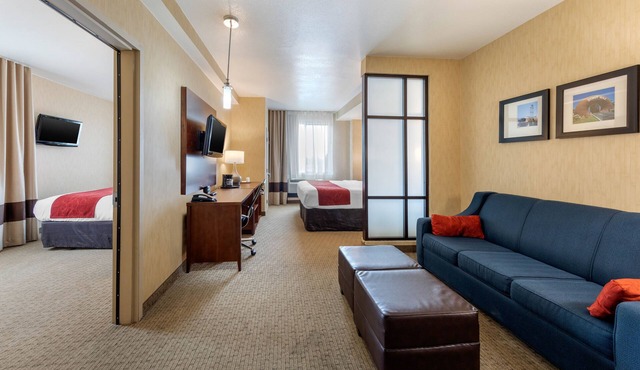 Comfort Suites Near City of Industry - Los Angeles