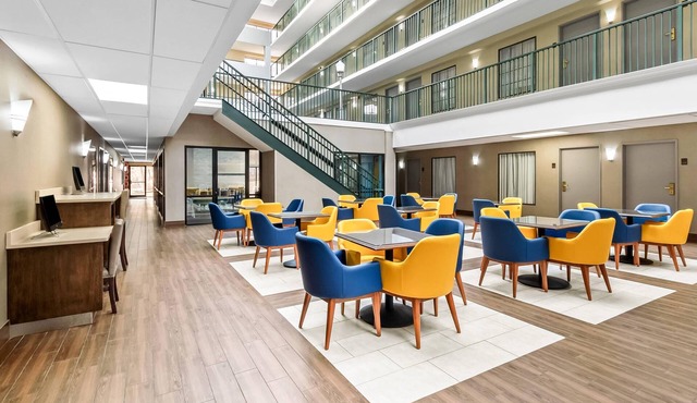 Comfort Suites Near Potomac Mills