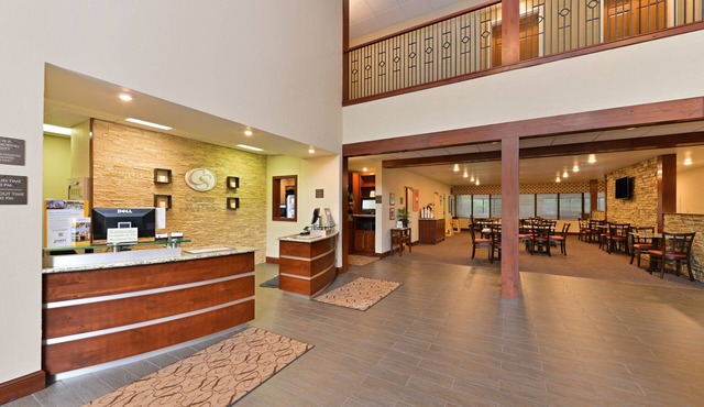 Comfort Suites near Route 66