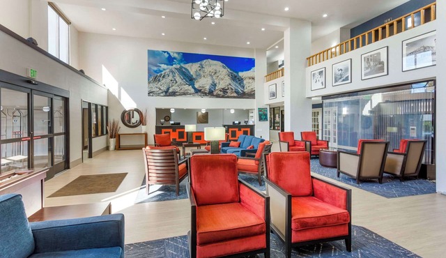 Comfort Suites Ogden Conference Center