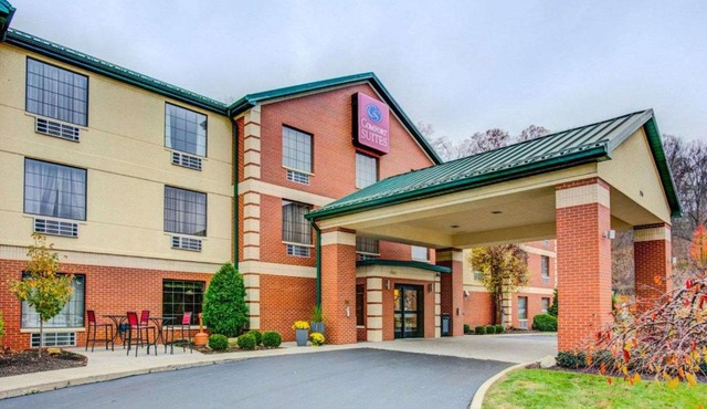 Comfort Suites Pittsburgh Airport