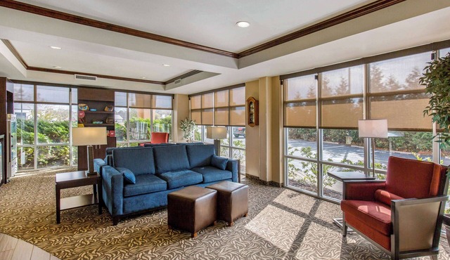Comfort Suites Seaford