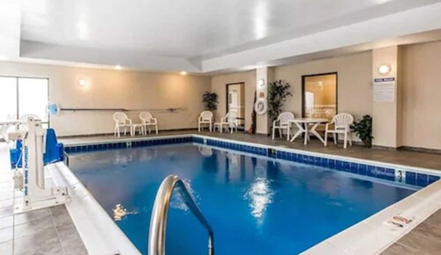 Comfort Suites South Point - Huntington