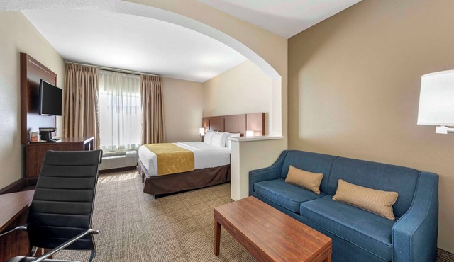 Comfort Suites Tulare Sequoia Gateway