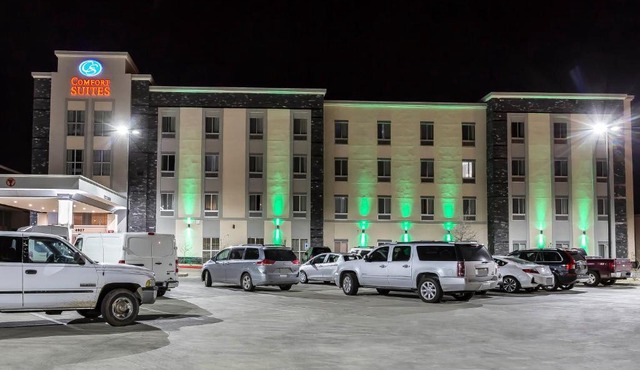 Comfort Suites - University