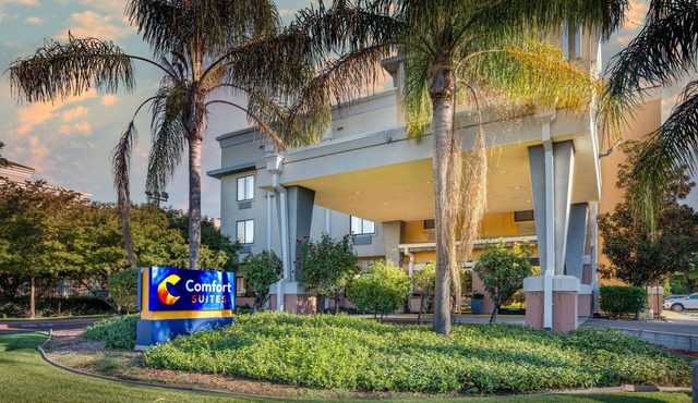 Comfort Suites Vacaville-Napa Valley Area