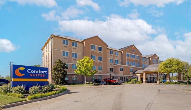Comfort Suites Waco North - Near University Area