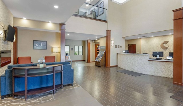 Comfort Suites West Indianapolis - Brownsburg