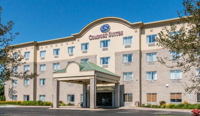 Comfort Suites Wixom - Novi