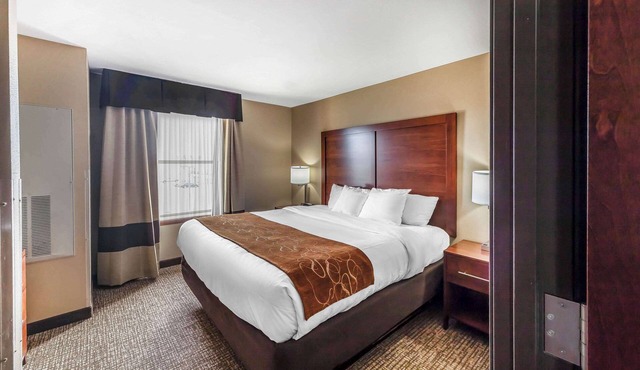 Comfort Suites Yukon - SW Oklahoma City