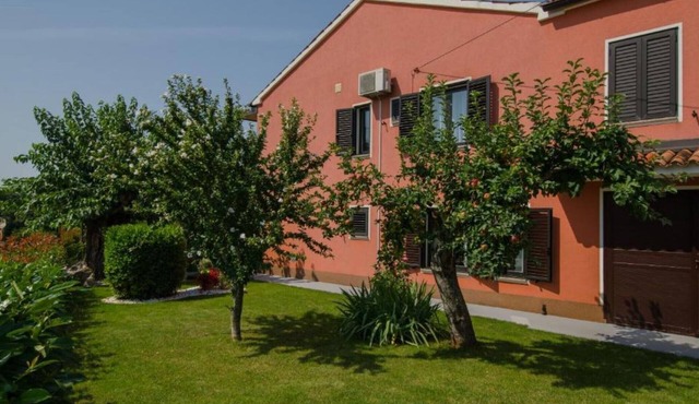 Comfort Villa Roza in Umag - 5 Bedroom With Pool