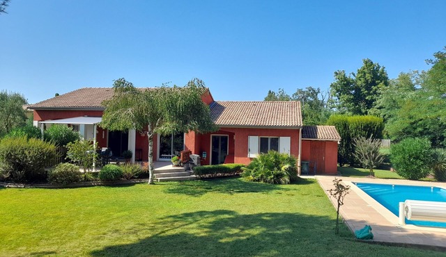 Comfortable 4-bedroom villa on the Montélimar golf course (200m)