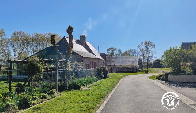 Comfortable cottage for 6 with spacious terrace