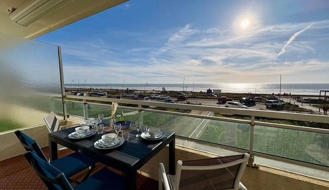 Comfortable apartment, sea view, pets allowed