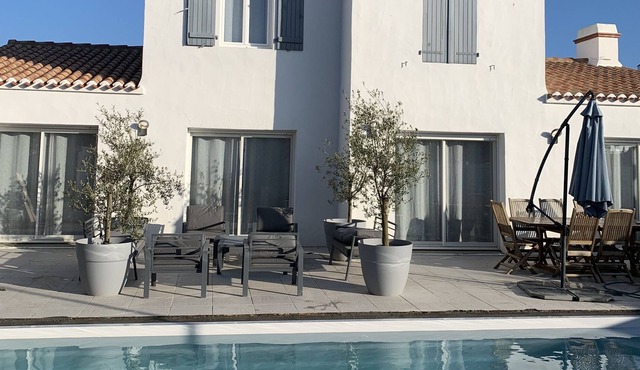 Comfortable 4 bedroom **** house