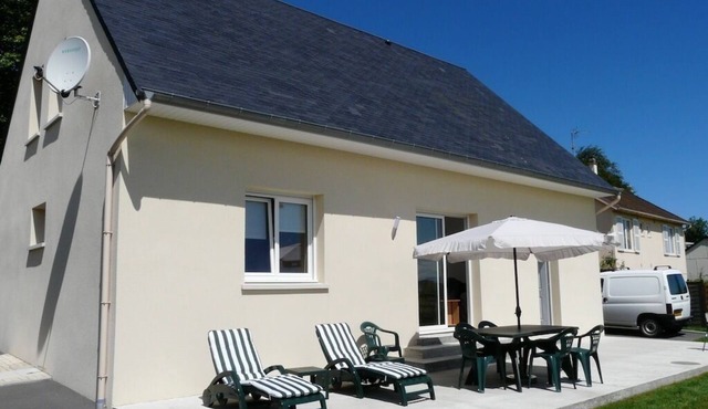 Comfortable house 500 m from the landing beaches