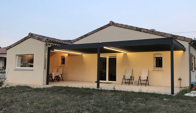 Comfortable air conditioned house * near Vallon Pont d'Arc - optical fiber