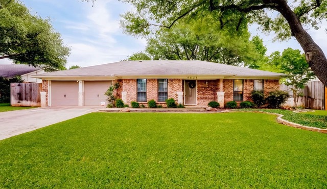 Comfortable home in a convenient location *NEAR GOLF COURSE*