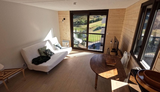 Comfortable 1BR in Agudes with elevator and equipped kitchen