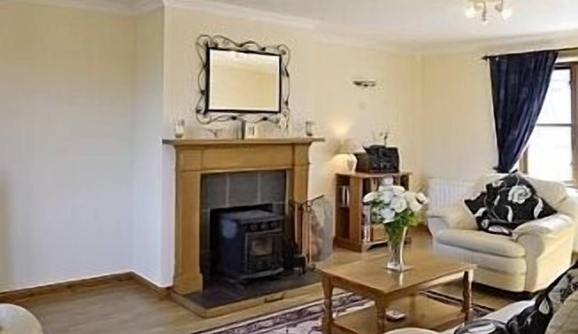 Comfortable 2 Bedroom Cottage, Real Home From Home