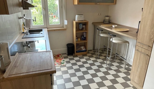 Comfortable 2-bedroom apartment with WiFi in Lovely Plieningen!
