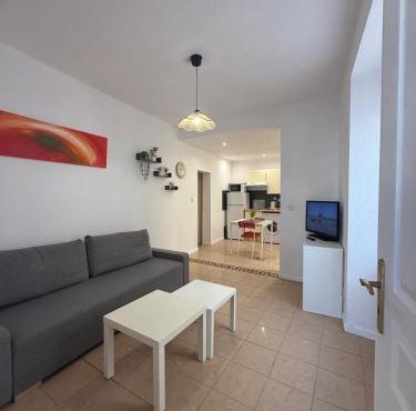 Comfortable 2-room of Montluçon