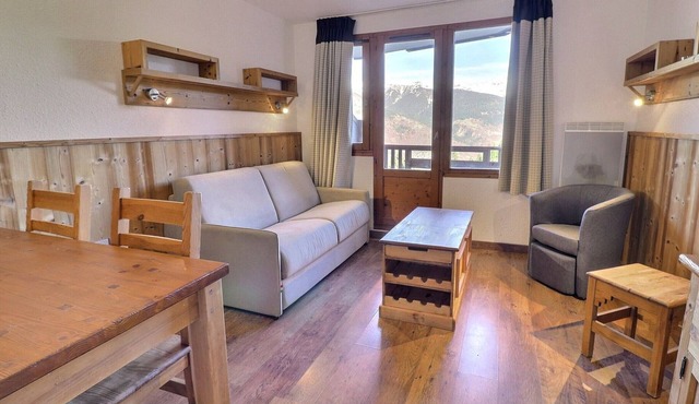 Comfortable 2 Rooms, Ski-in/Ski-out, Balcony, 4 Pers.