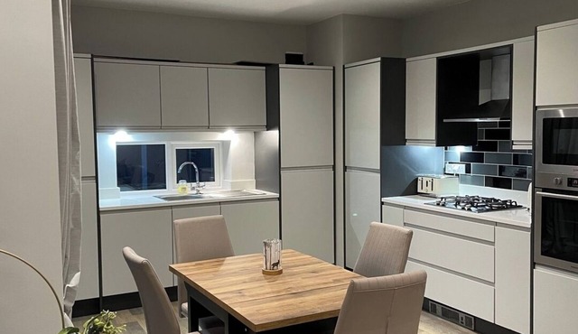 Comfortable 2BR Home in Southport up to 6 guest