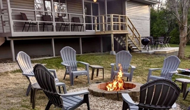 Comfortable 3-bedroom Home Near Bull Shoals Lake