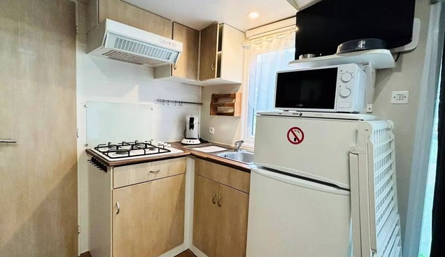 Comfortable 3-bedroom mobile home for 6 people
