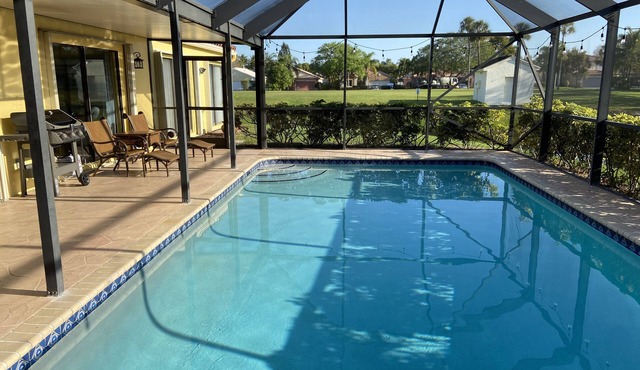 Comfortable 3-bedroom waterfront villa with heated pool