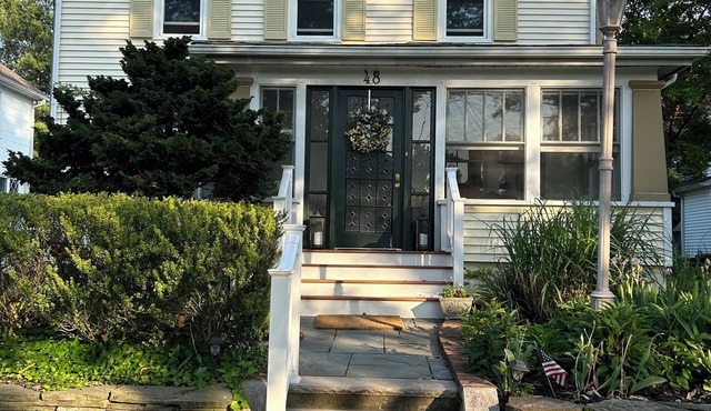 Comfortable 3-bedroom house in Red Bank, close to town, restaurants and beaches