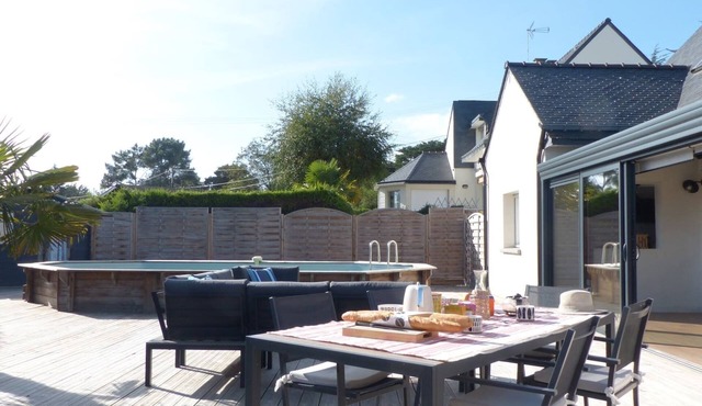 Comfortable 3* house with swimming pool