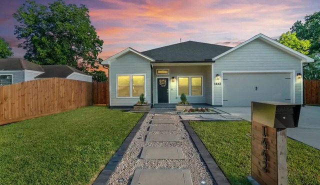 Comfortable 3Bd 2.5Bth Beauty Near Houston Hobbynn