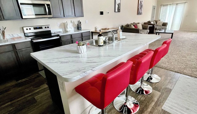 Comfortable 3BR Home — Clean, Private, and Conveniently located