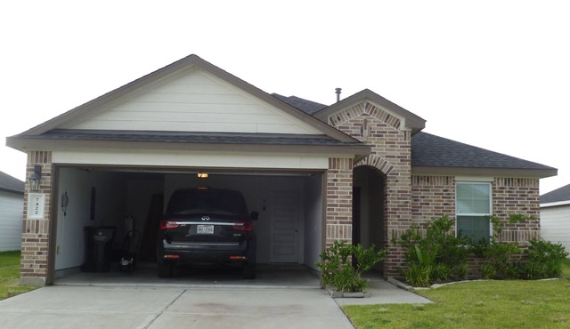 Comfortable 3BR Retreat in Arcola - Near Houston and Beaches