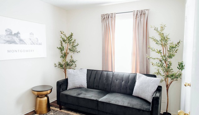Comfortable 3BR Stay | Pets + Airport Access