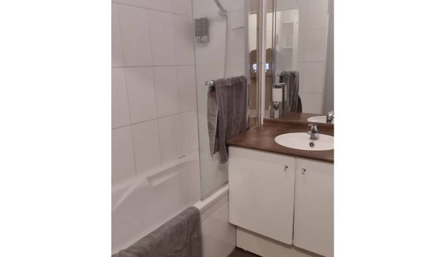 Comfortable 45m2 apartment, between town and country