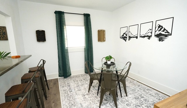 Comfortable 4BR Home Near Downtown Elyria