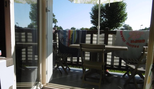 COMFORTABLE 5-BED SEASIDE APARTMENT