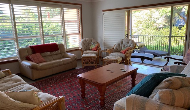 Comfortable, accessible & a wonderfully accommodating family & pet friendly home