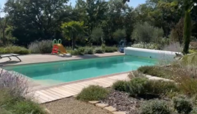 Comfortable accommodation ideal for relaxing vacations with private heated pool!