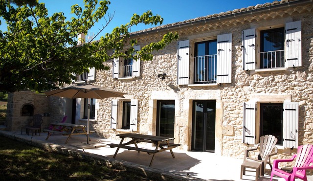 Comfortable, air-conditioned, with swimming pool Drôme Provençale Grignan