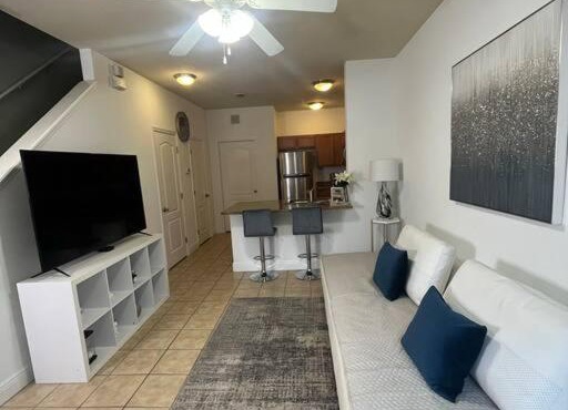 Comfortable and beautiful townhouse