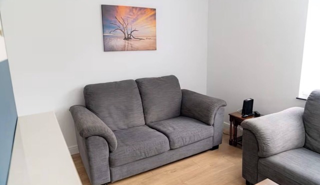 Comfortable and convenient 3 bed house in Basingstoke