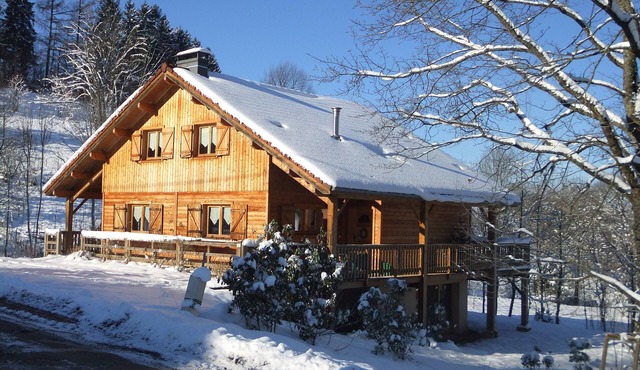 Comfortable and warm chalet were you can recharge your batteries