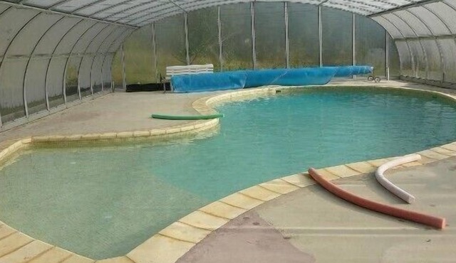 Comfortable and fully equipped independent apartment with luxury swimming pool