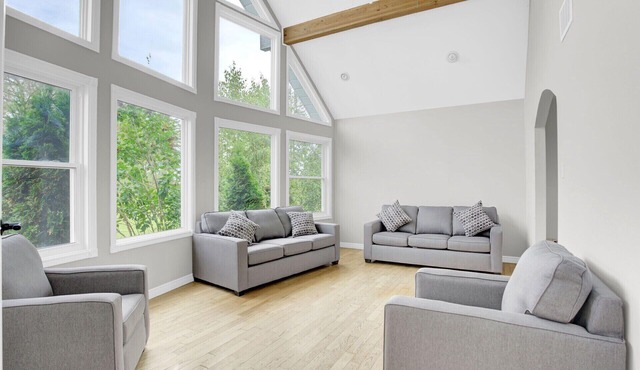 Comfortable and modern guest place