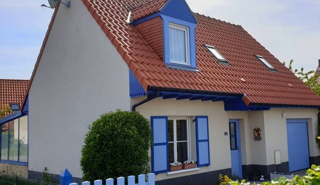 Comfortable and relaxing house, large veranda and enclosed garden in Wissant