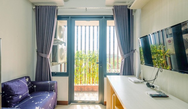 Comfortable And Simply Look 2Br Royal Heights Apartment
